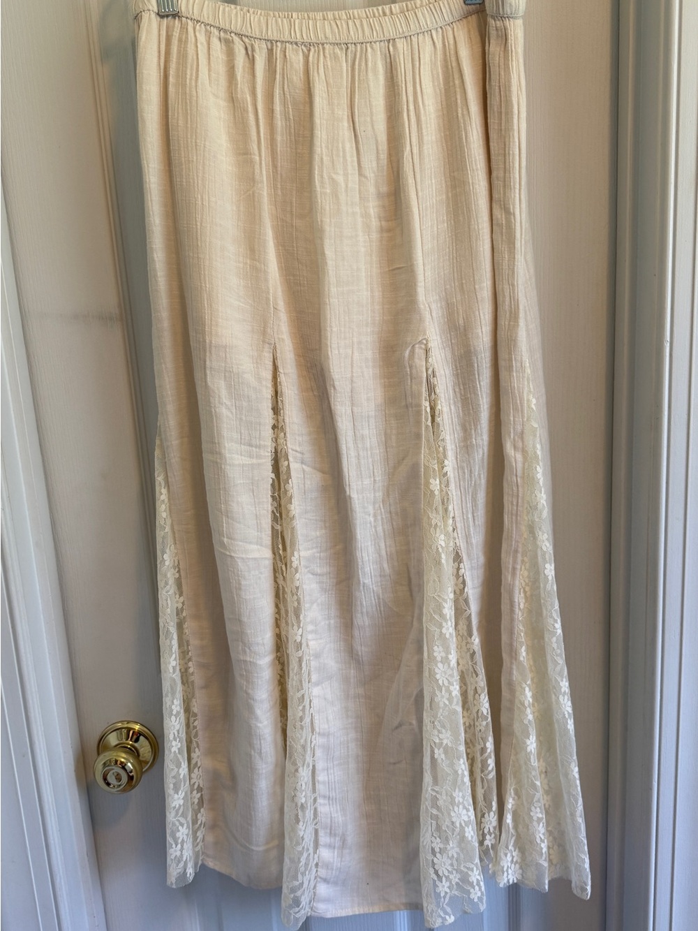 American Eagle Women's Cream Lace Panel Maxi Skirt